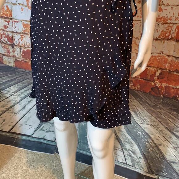 LOFT Dotted Wrap Romper size 12 - Picture 5 of 8